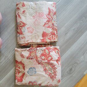 CINDY CRAWFORD FLORA ROUGE FLORAL BARN RED JACOBEAN (2PC) PANELS